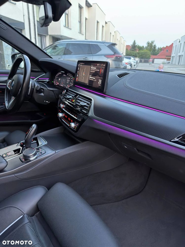 BMW Seria 5 - 25