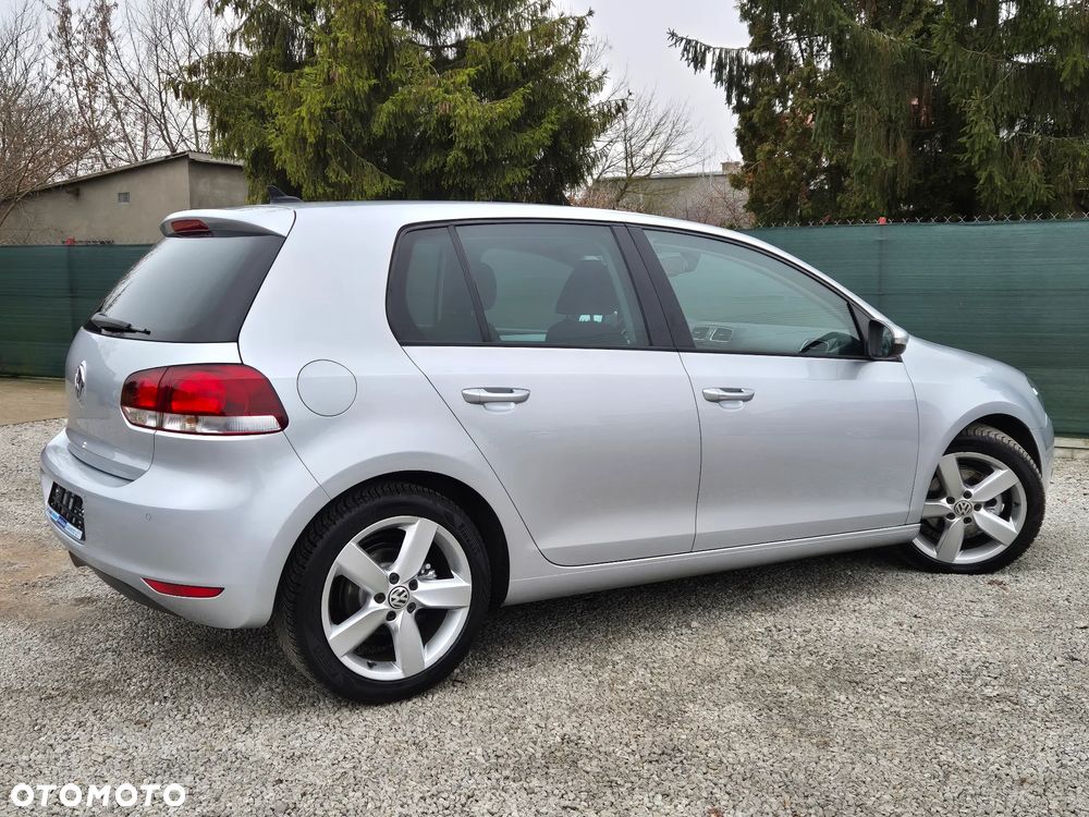 Volkswagen Golf 2.0 TDI DPF DSG Highline - 16