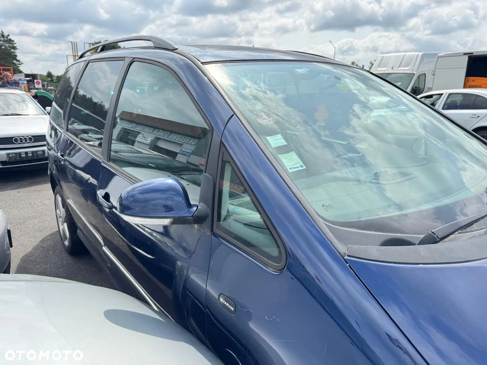 Volkswagen Sharan 2003 poj. 1.9 TDI kod silnika ASZ kod skrzyni FUKS kod lakieru ED5Q - 2
