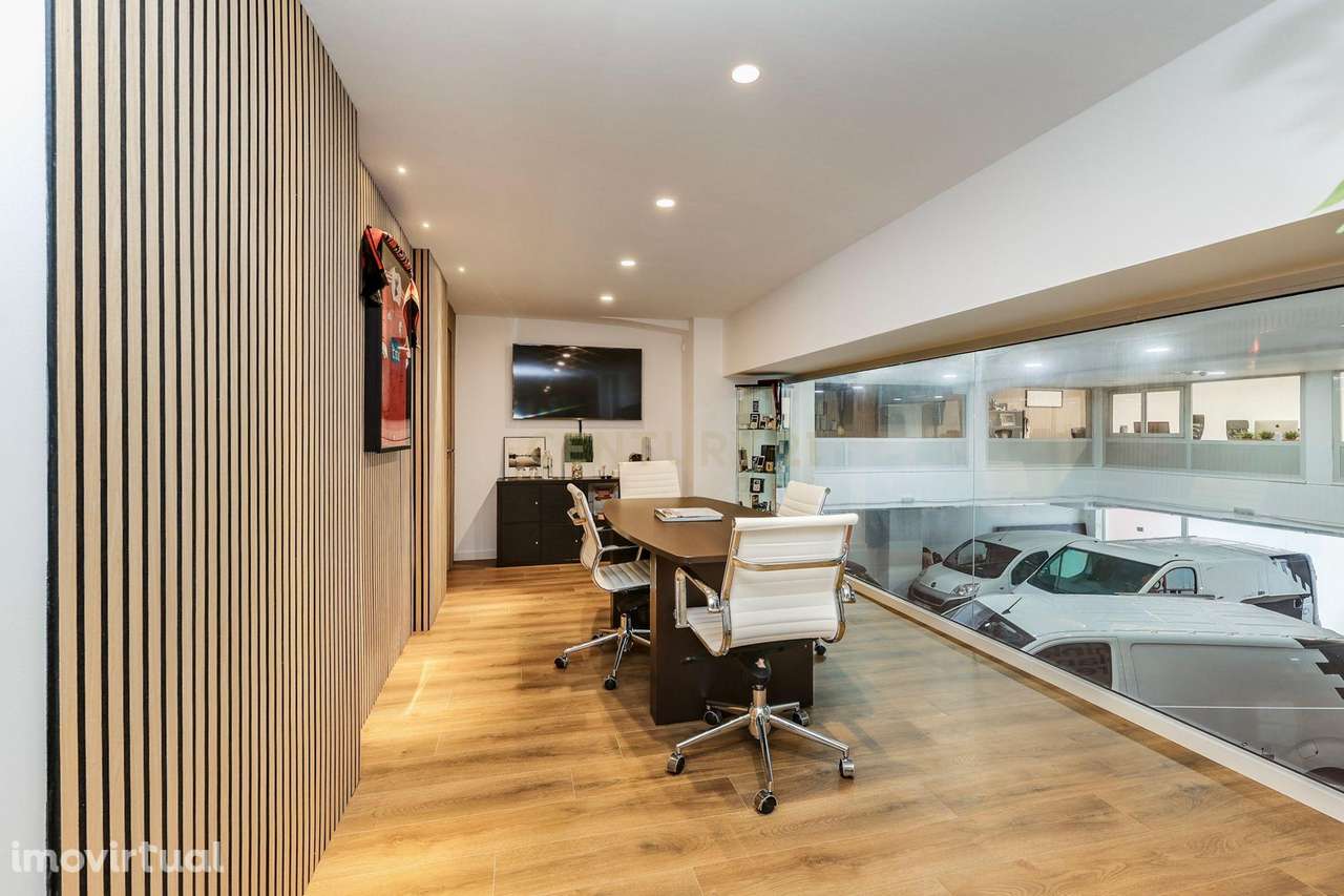 Loja em Benfica | Renovada | com estacionamento - Grande imagem: 4/23