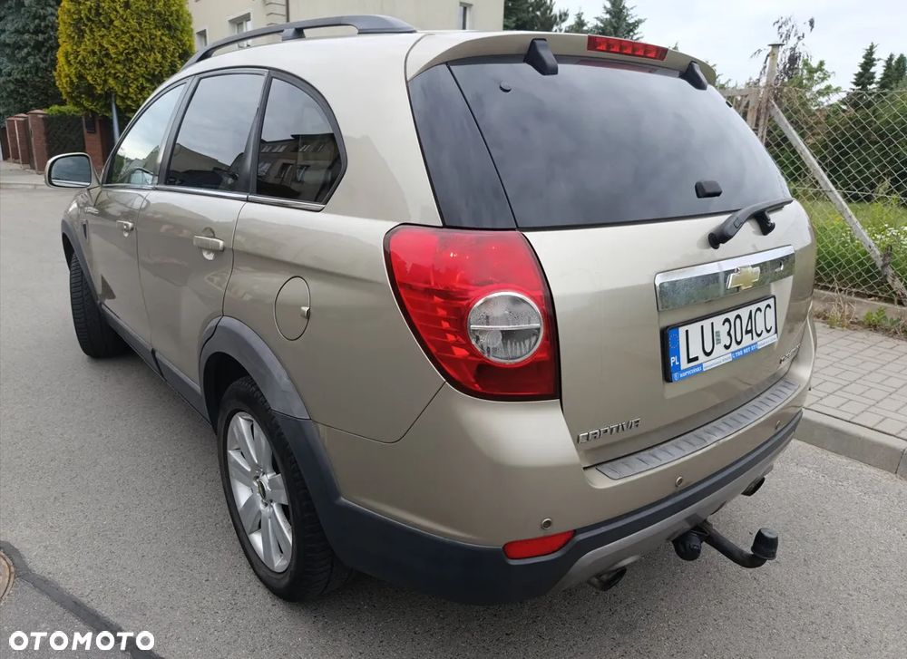 Chevrolet Captiva 2.0 d High - 4
