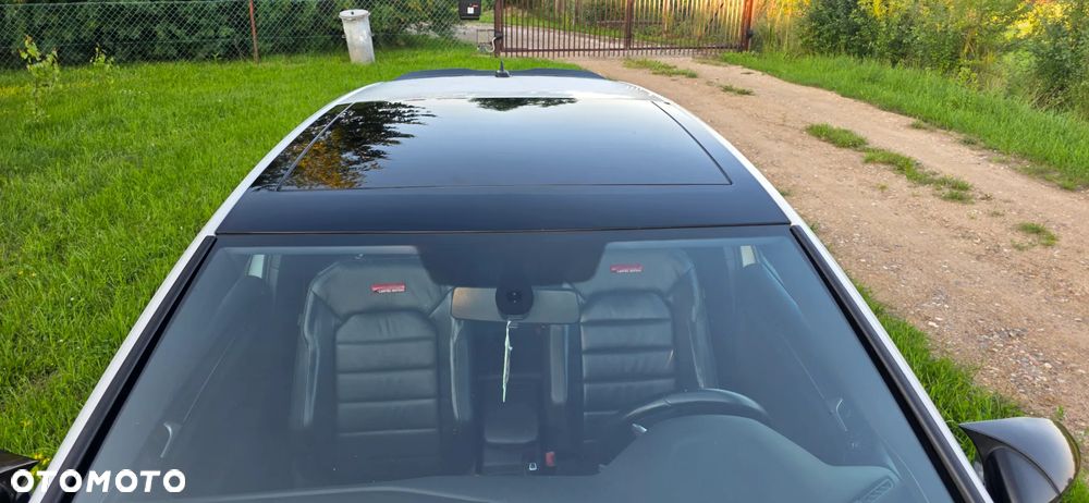 Volkswagen Golf - 8