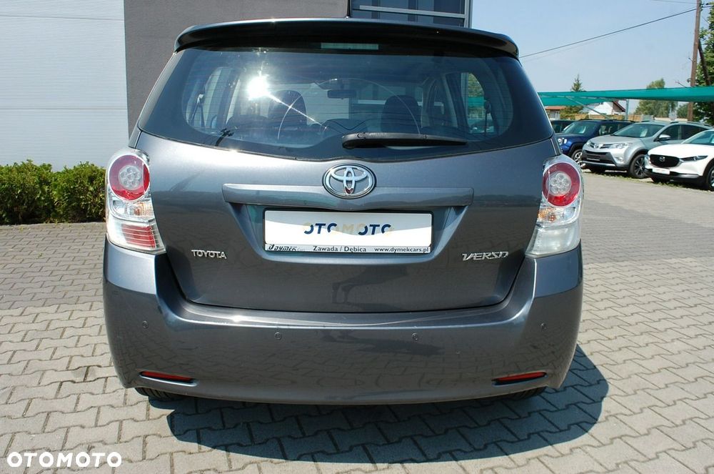 Toyota Verso - 16