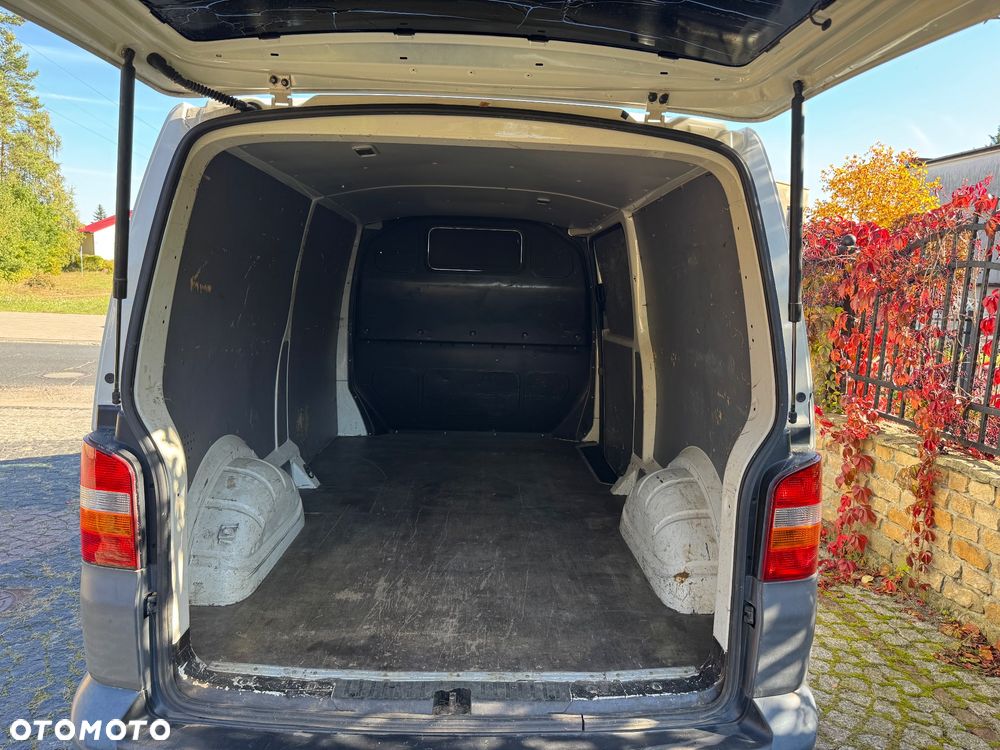 Volkswagen Transporter - 7
