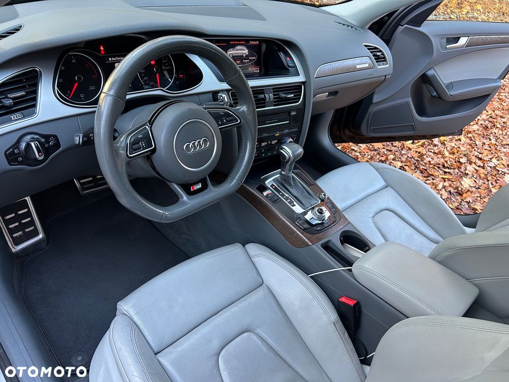 Audi A4 Avant 2.0 TDI clean diesel Quattro S tronic - 25