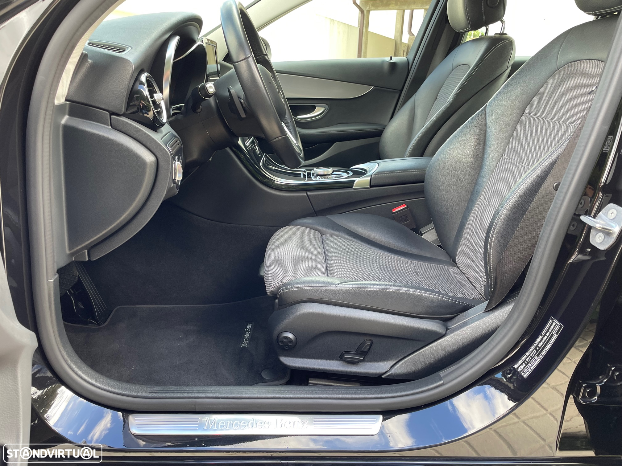Mercedes-Benz C 220 d Avantgarde - 28