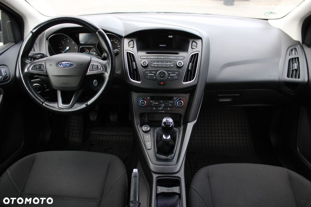 Ford Focus - 24