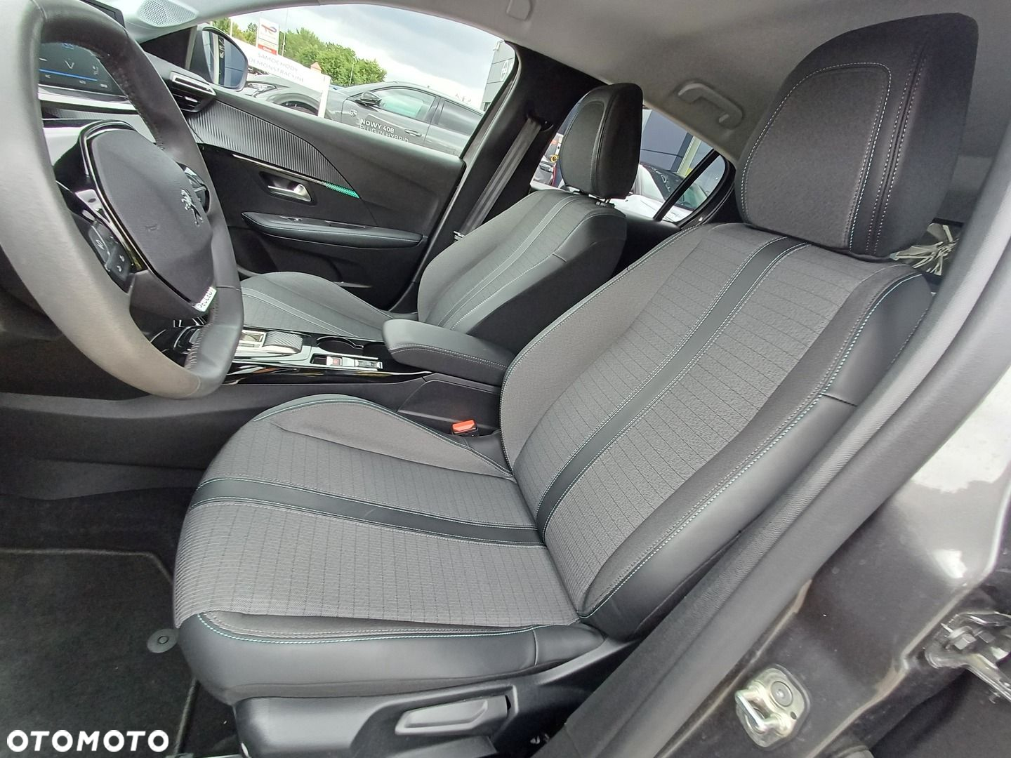 Peugeot 208 1.2 PureTech Allure Pack S&S EAT8 - 12