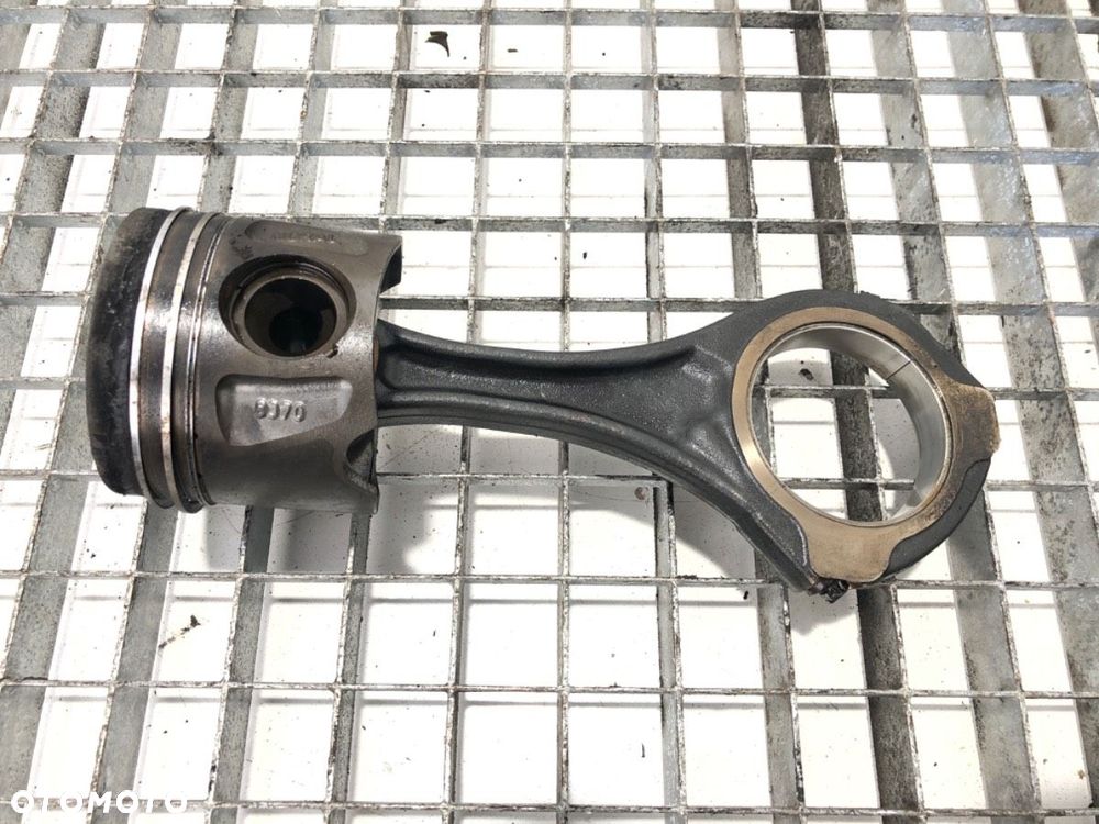 TŁOK Z KORBOWODEM - 152.00 PLN - MERCEDES-BENZ SPRINTER 3,5-t Skrzynia (B906) 2006 - 2022 319 CDI / - 1