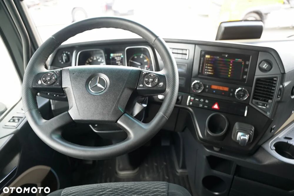 Mercedes-Benz ACTROS 1846 / STREAM SPACE / EURO 6 - 28