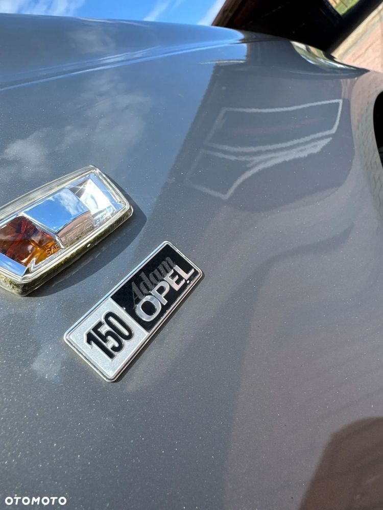 Opel Corsa 1.4 16V 150 Jahre - 9