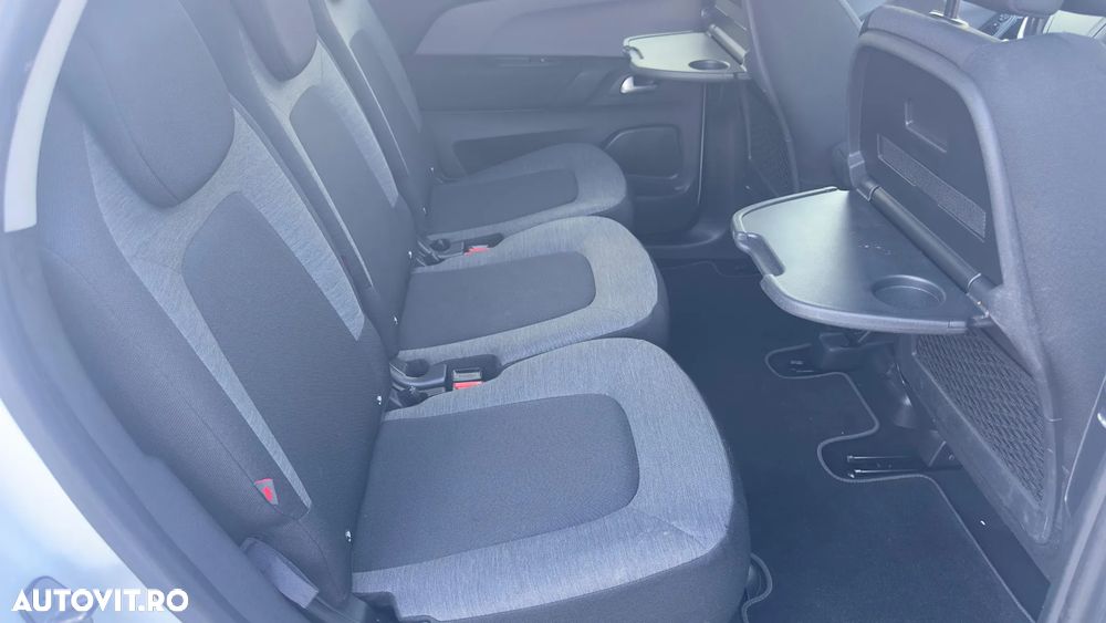 Citroën C4 Picasso - 13