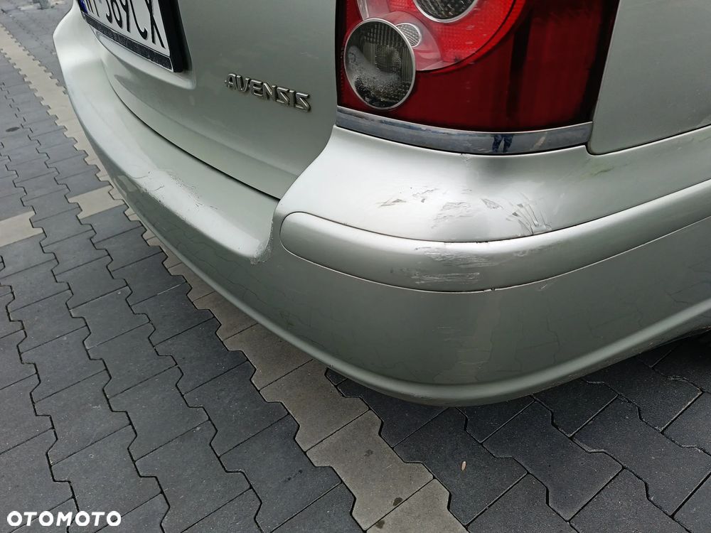 Toyota Avensis 1.8 VVT-i Terra - 17