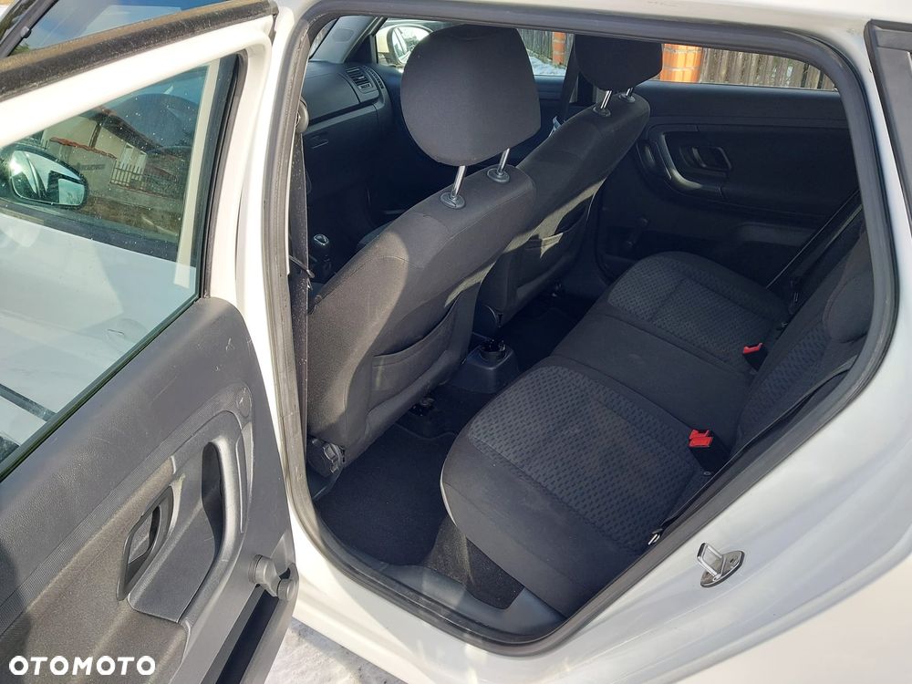 Skoda Fabia 1.2 TSI Active Plus - 21