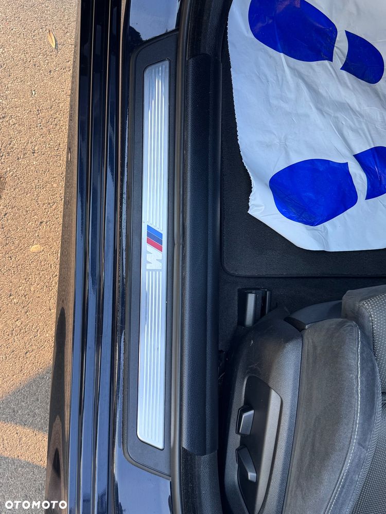 BMW Seria 5 518d M Sport - 12