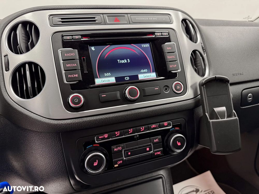 Volkswagen Tiguan - 28