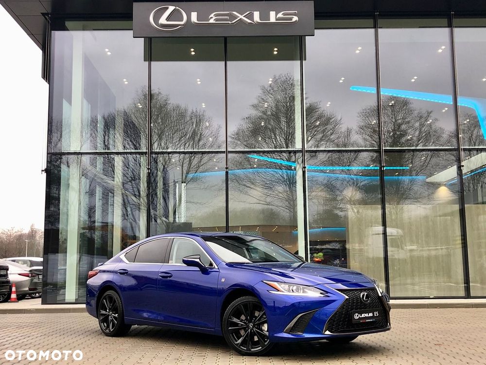 Lexus ES 300h F Sport Design - 1