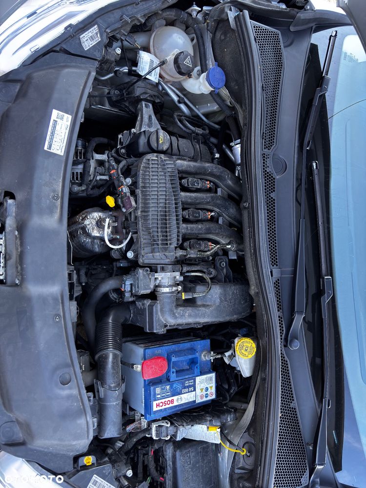 Peugeot 208 1.2 PureTech Style - 15