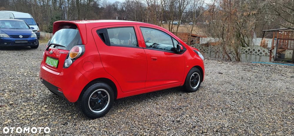 Chevrolet Spark - 32