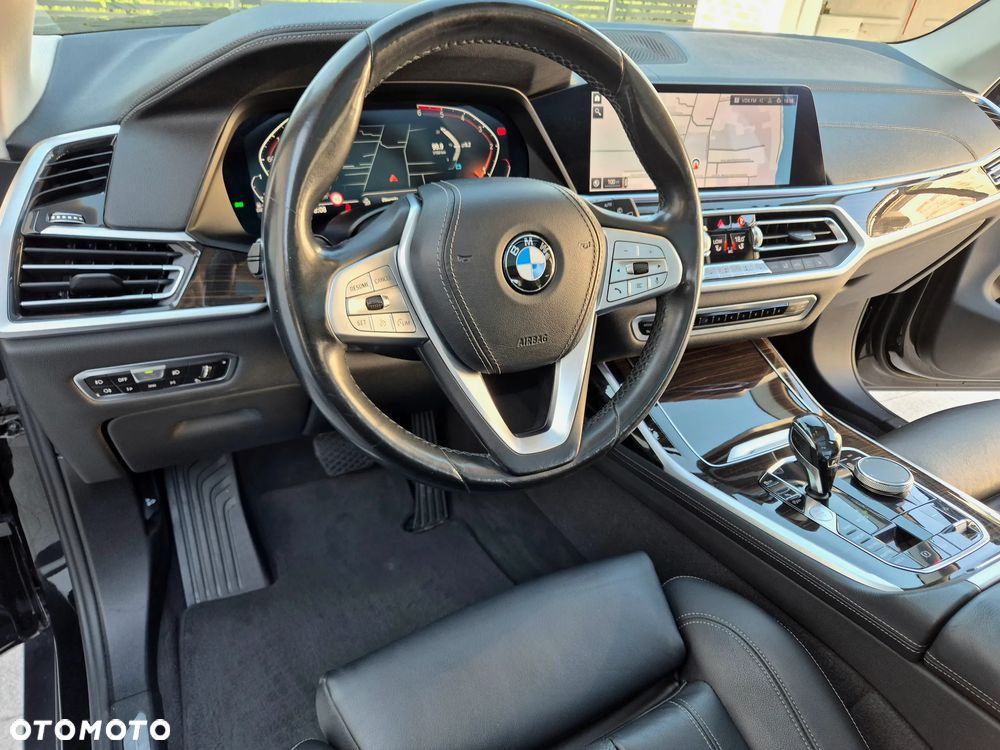 BMW X7 xDrive30d sport - 25