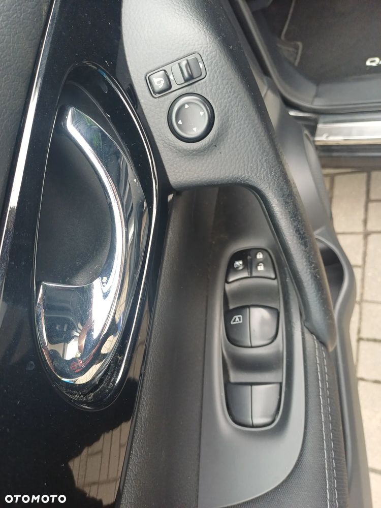 Nissan Qashqai 1.2 DIG-T Xtronic 360 - 11