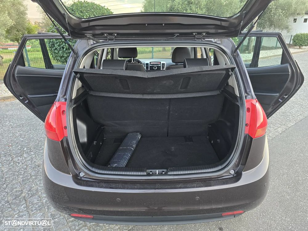 Kia Venga 1.4 CRDi EX ISG - 8