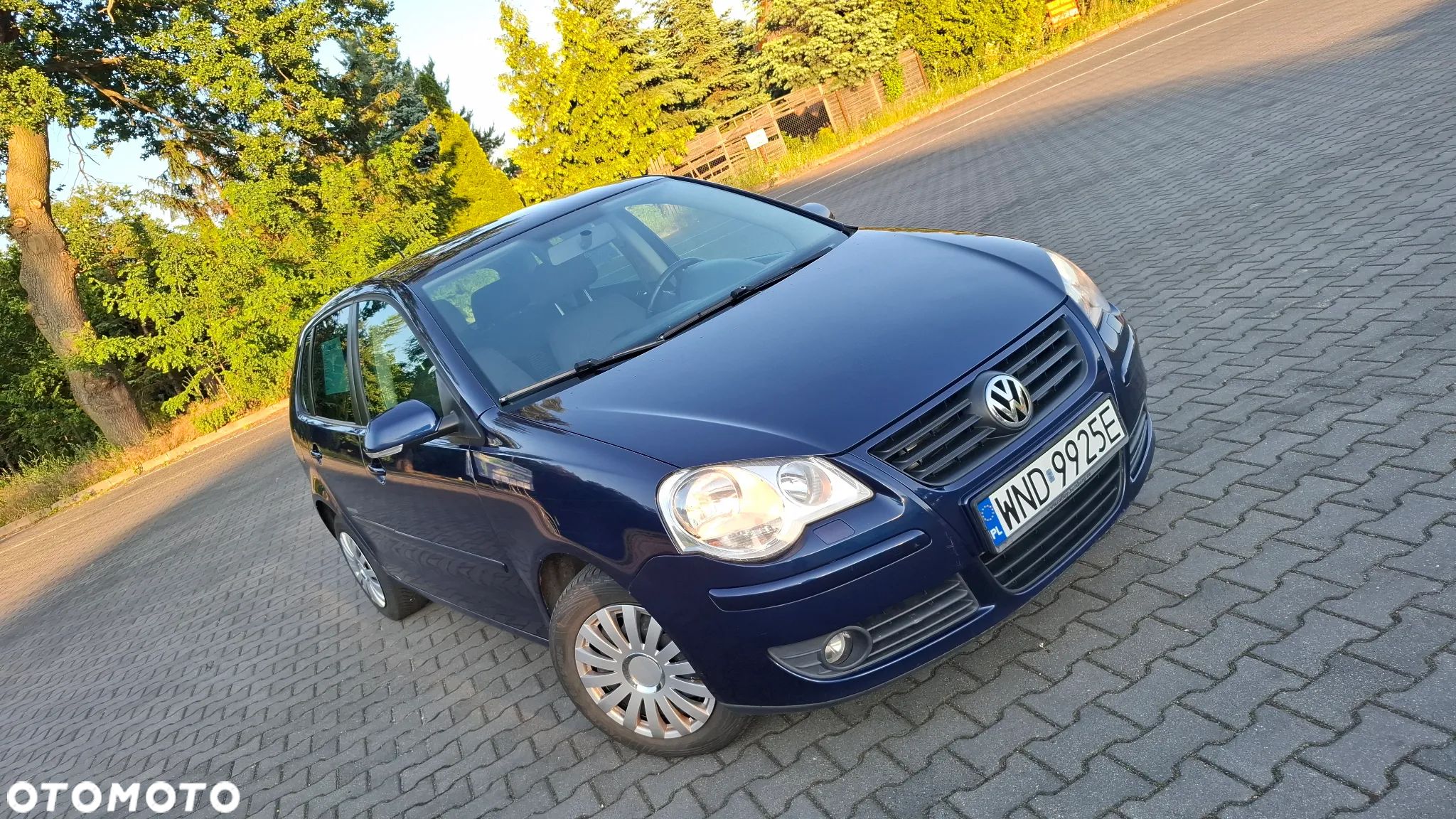 Volkswagen Polo - 1