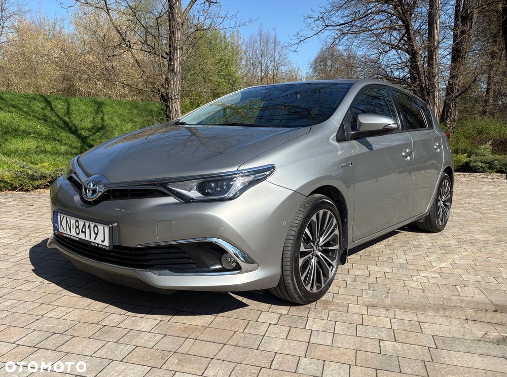 Toyota Auris Hybrid 135 Prestige - 1