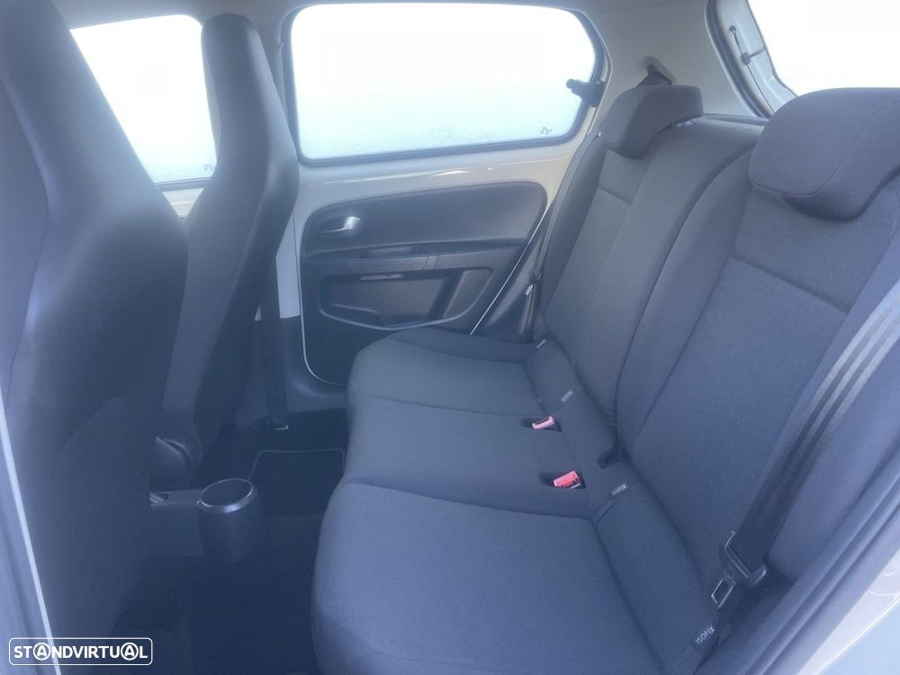 VW Up! 1.0 Move - 10