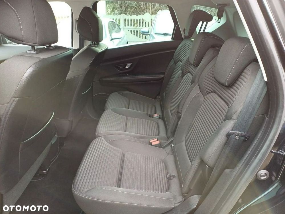 Renault Scenic - 17