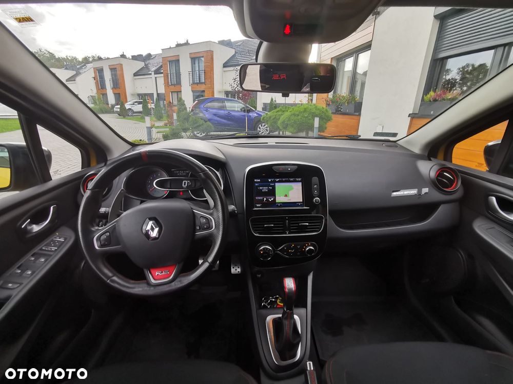 Renault Clio 1.6 R.S 200 EDC - 11