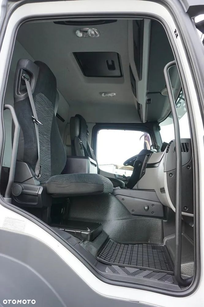 Mercedes-Benz / ANTOS / 2535 / ACC / E 6 / BDF + WINDA / 7.15 , 7.45, 7.82 M / OŚ SKRĘTNA - 8
