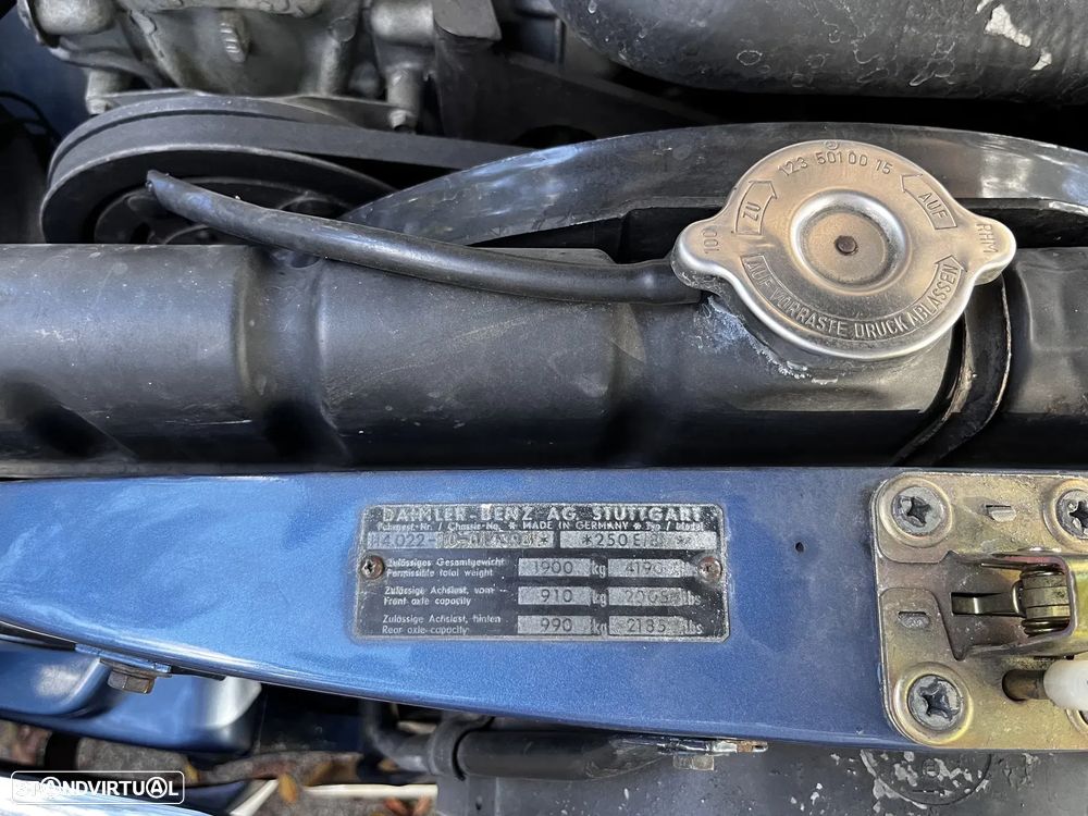 Mercedes-Benz W114/W115 (1968-1974) - 15