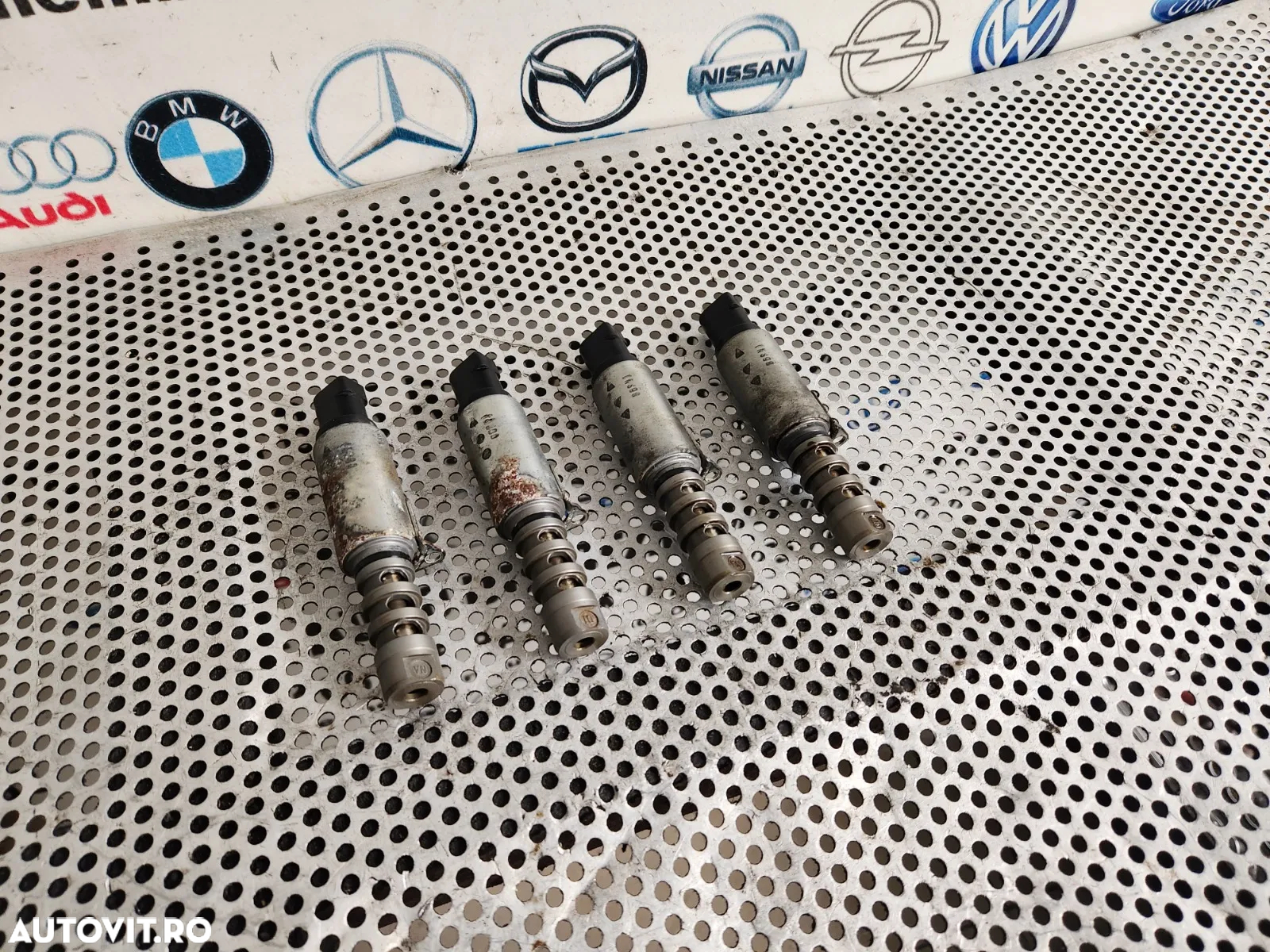 Valva Senzor Vanos Supapa Solenoid Audi A5 S5 RS5 A6 RS6 A4 RS4 Q7 A8 Vw Touareg 4.2 FSI Motor CAU - 2