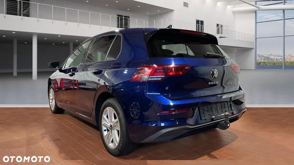 Volkswagen Golf - 2