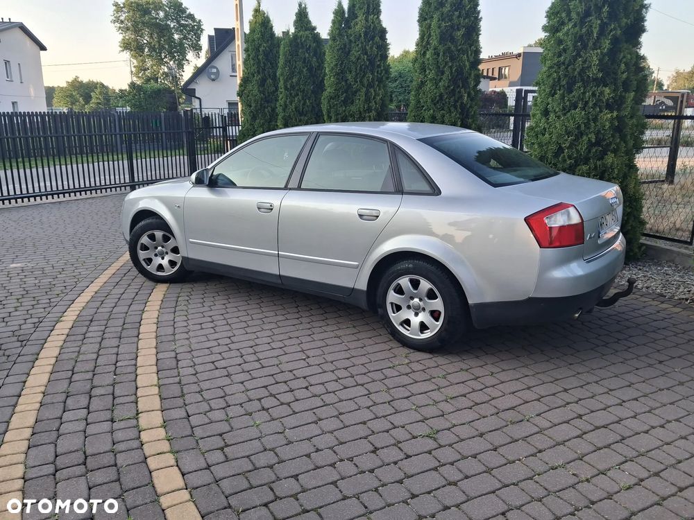 Audi A4 Limousine 2 - 4