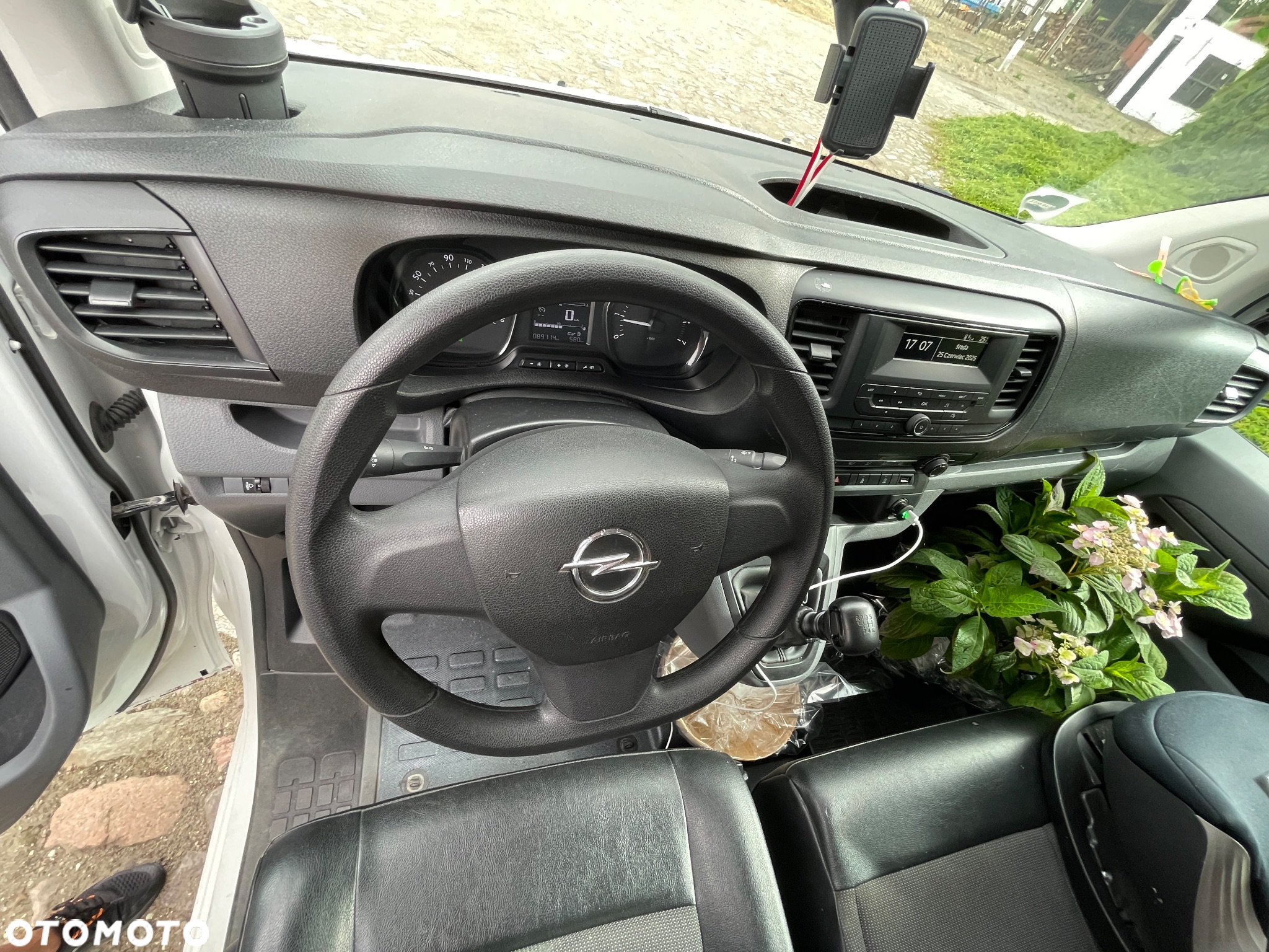 Opel Vivaro - 6