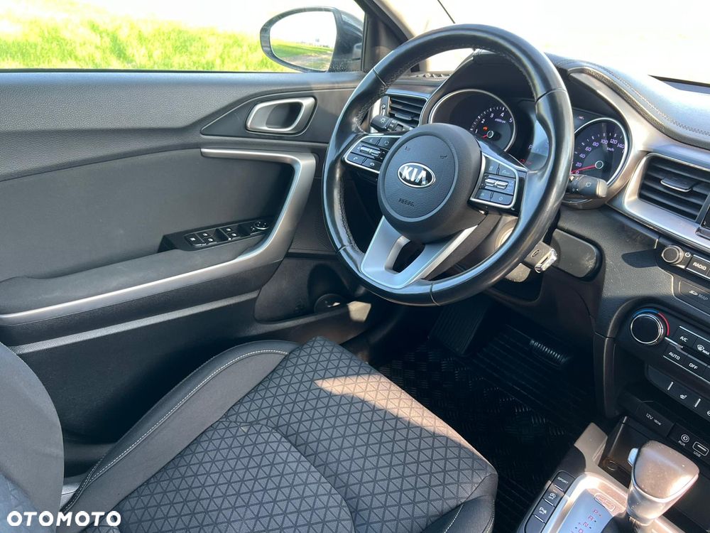 Kia Ceed 1.4 T-GDI DCT OPF Vision - 12