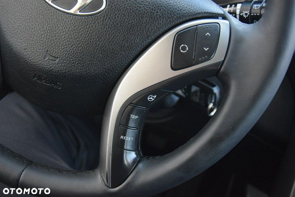 Hyundai i30 1.4 Premium - 29