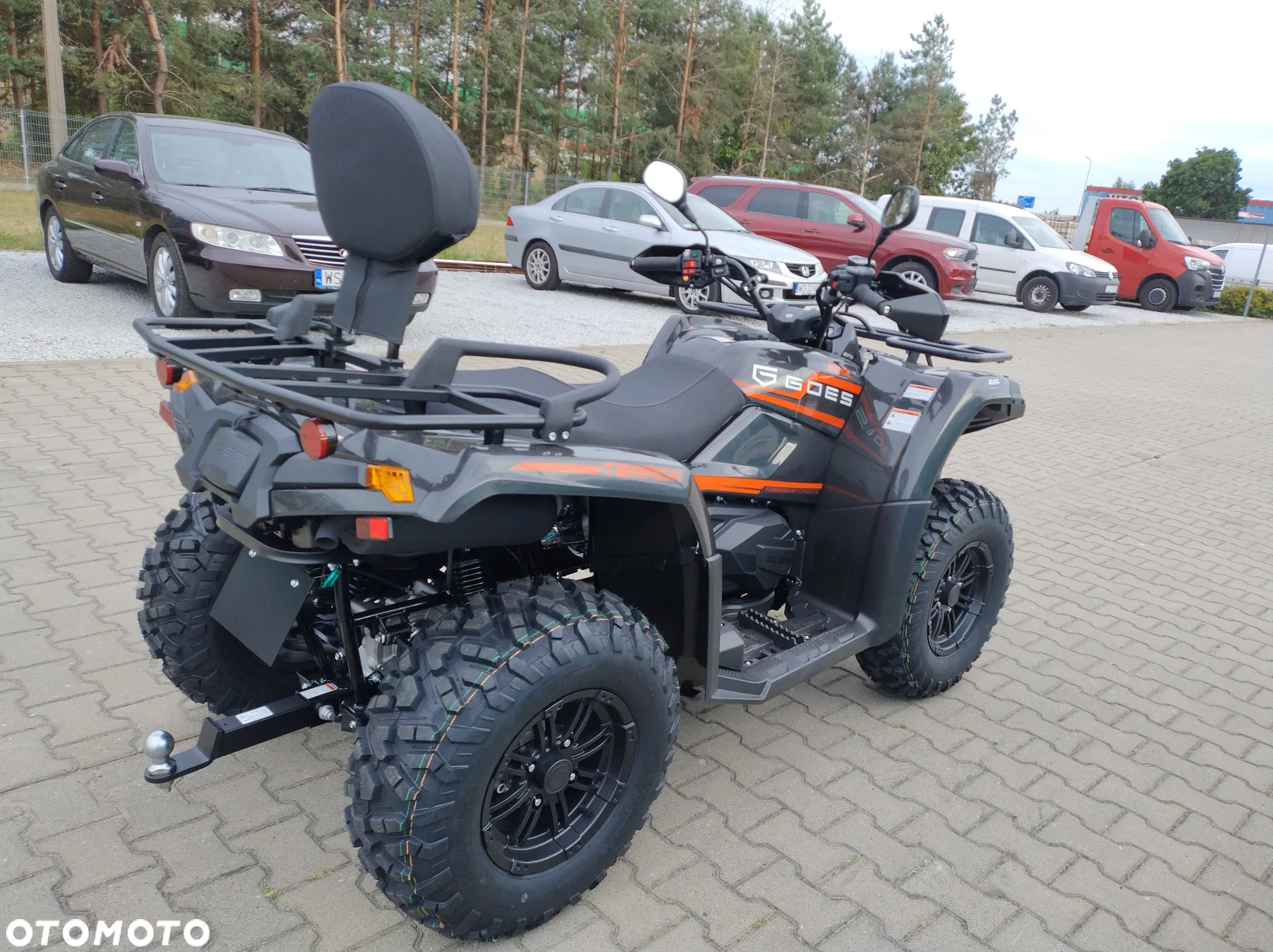 CFMoto CForce - 13