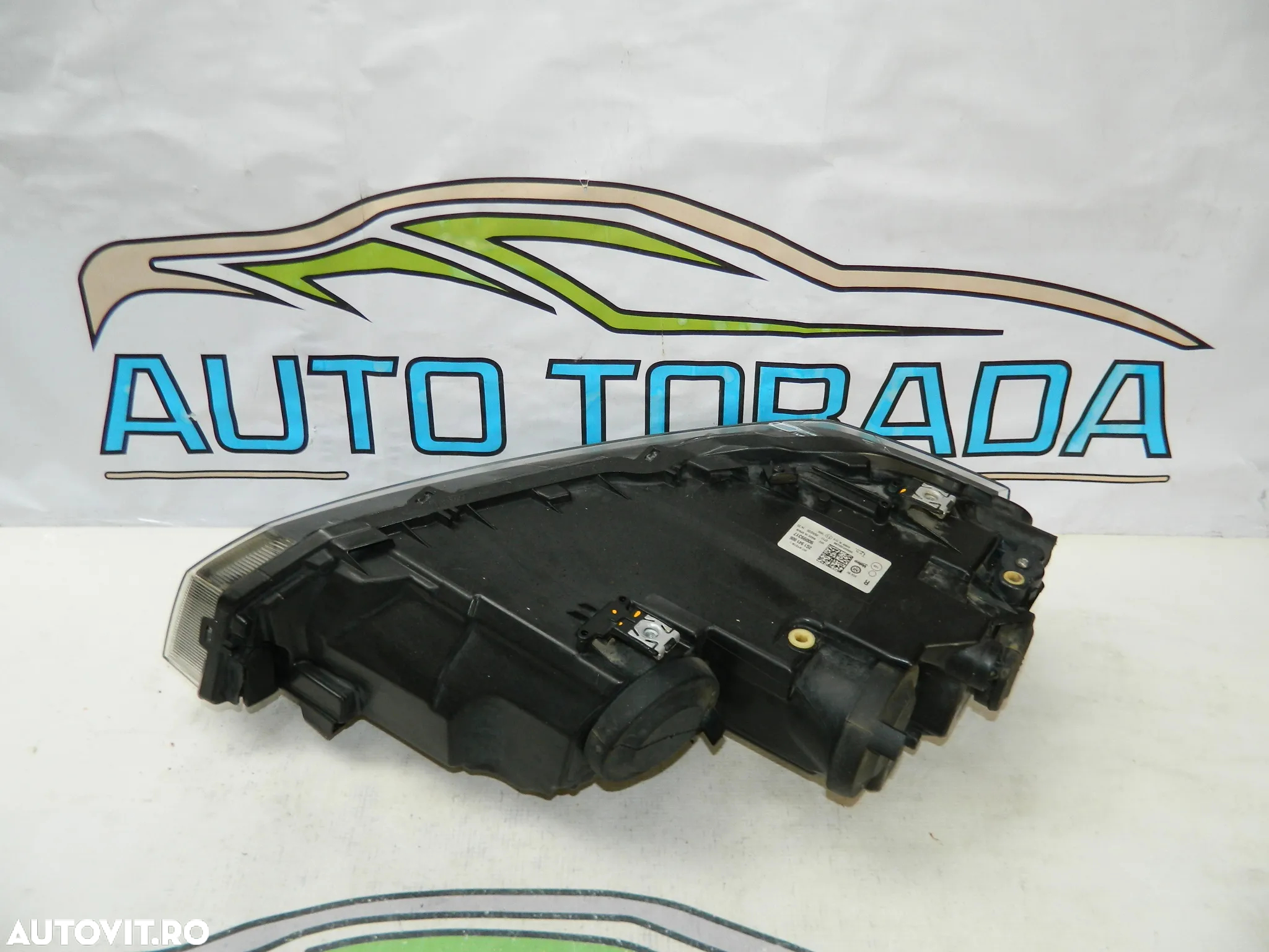Far dreapta VW Polo  2G model 2017 2018 2020 2021 cod 2G1941006 - 6