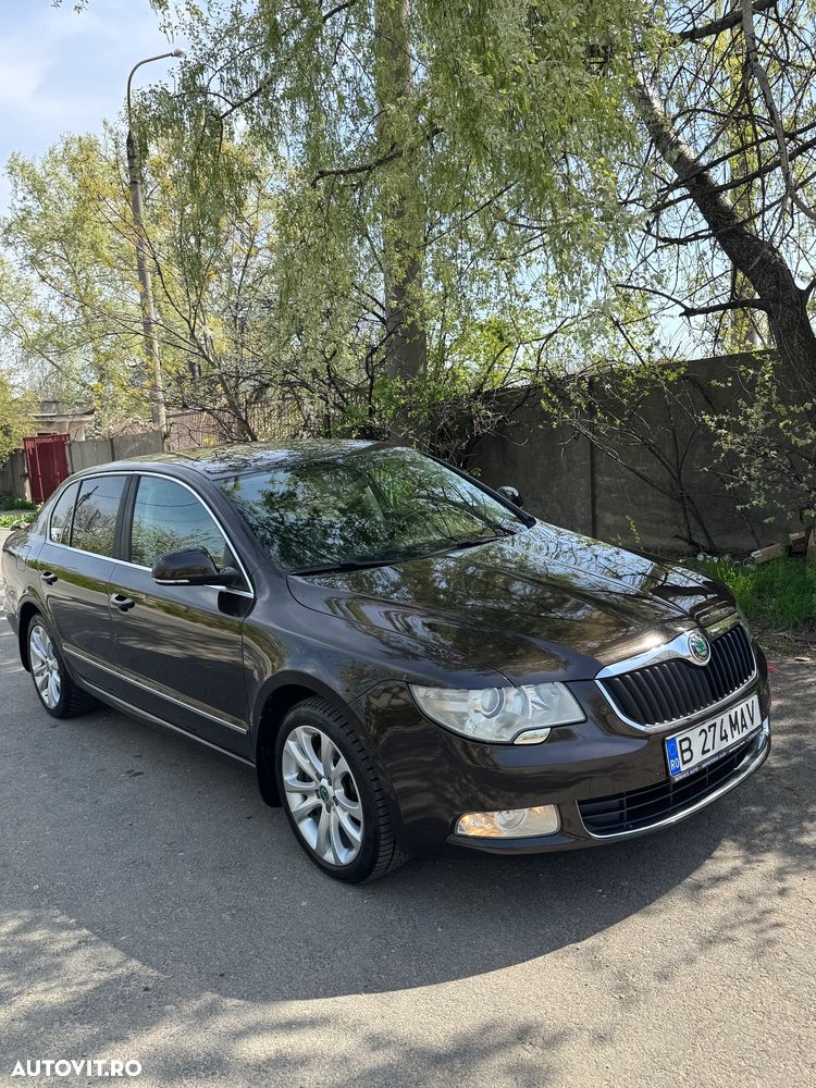 Skoda Superb 2.0 TDI Elegance 4x4 - 2