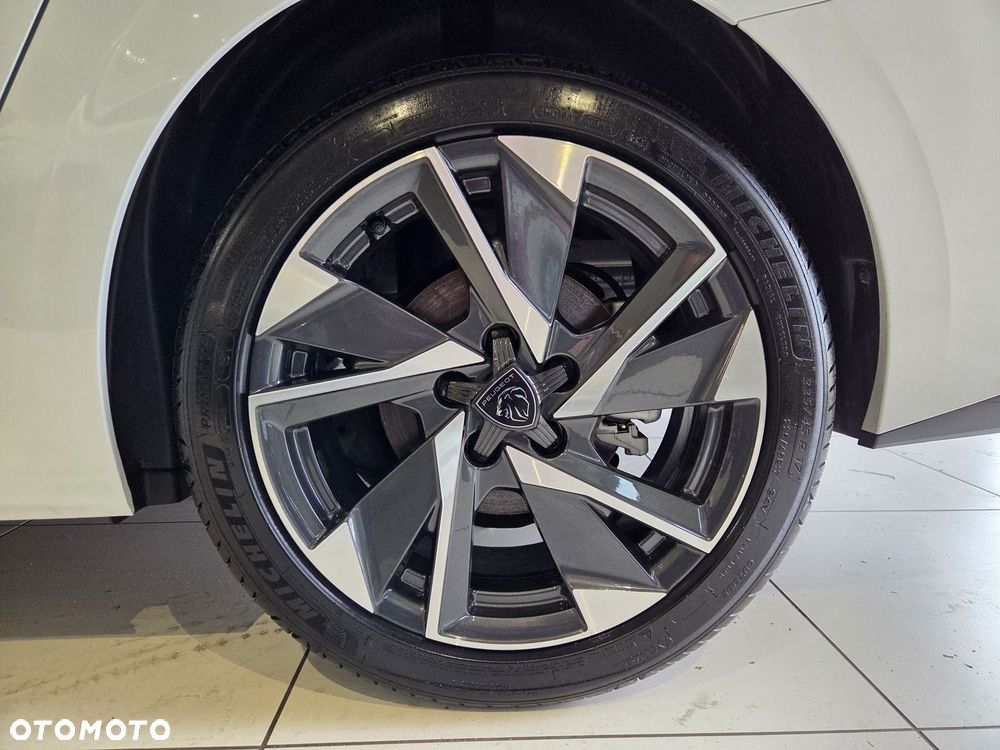 Peugeot 308 1.5 BlueHDi Allure S&S EAT8 - 22
