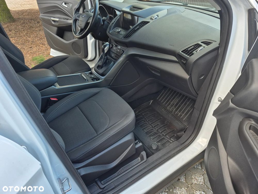 Ford Kuga 1.5 TDCi 2x4 Cool & Connect - 12
