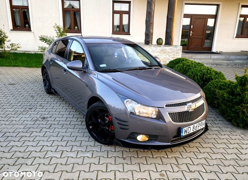 Chevrolet Cruze - 25