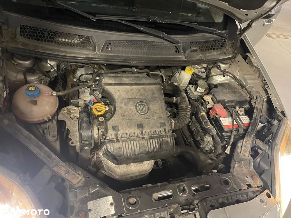 Fiat Bravo 1.4 16V Active - 10