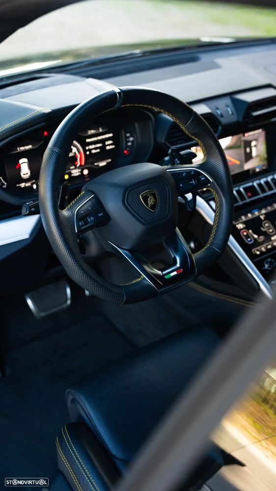 Lamborghini Urus 4.0 V8 - 15