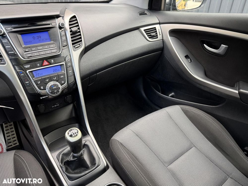 Hyundai i30 - 10