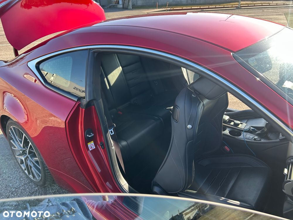 Lexus RC 200t / 300 F Sport - 13