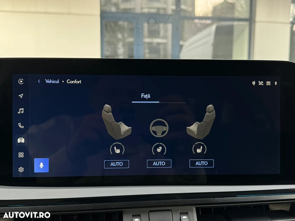 Lexus Seria ES 300h Executive - 32